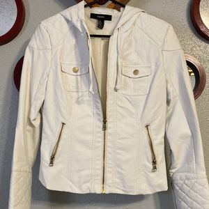Forever 21 white jacket in excellent condition